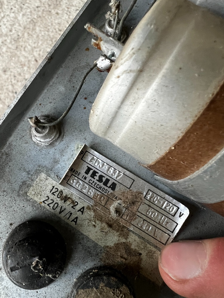 ADJ-637 koncový stupeň Tesla - 3