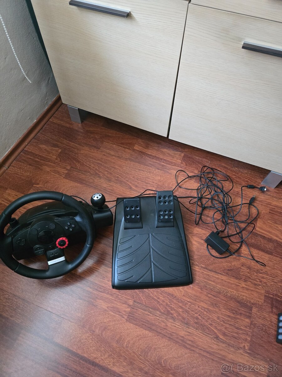 Logitech Driving Force GT - 3