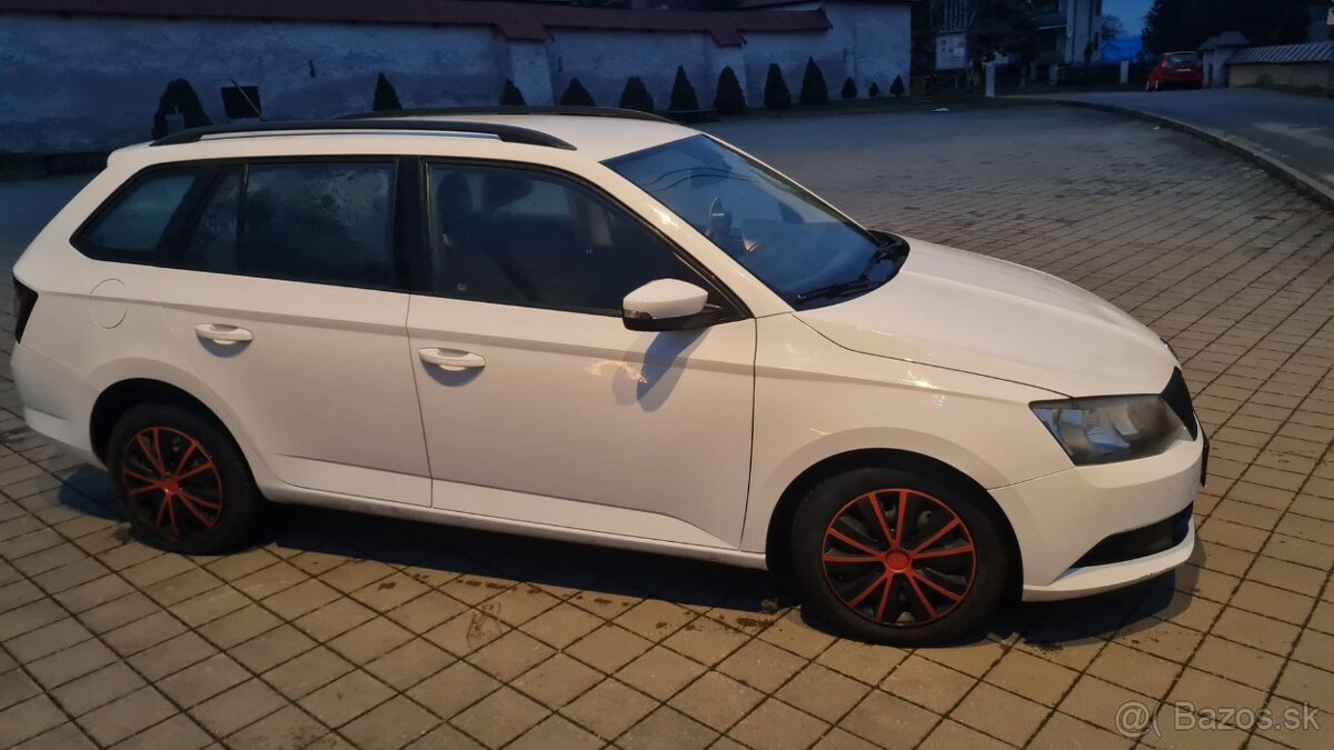 Škoda Fabia 3 combi 1.4tdi 66kw rv2015 - 3