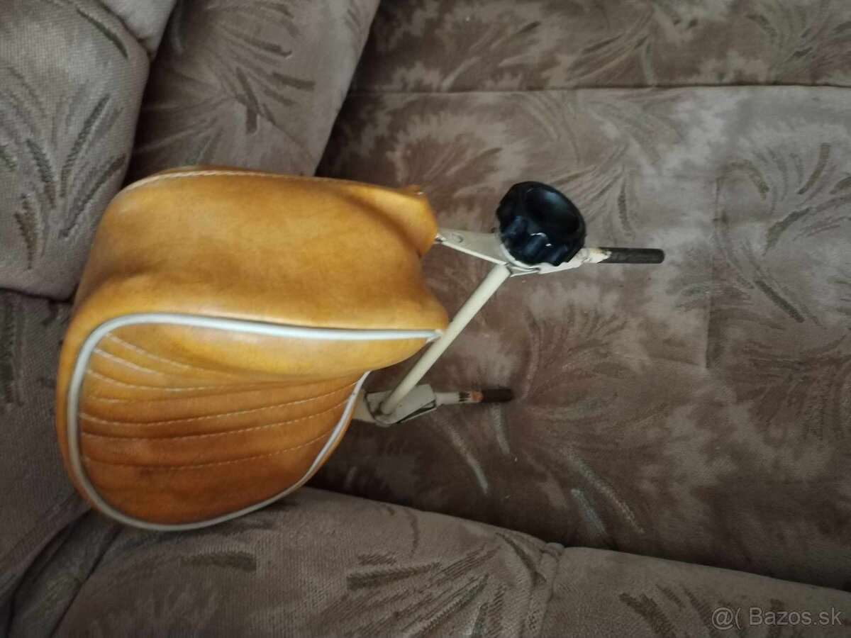 Škoda 100,1000 mb ,1203,Lada - 3