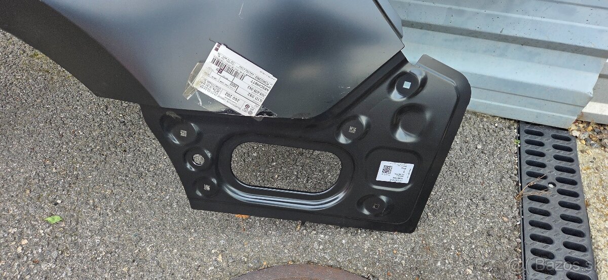 LZ blatník, bočnica VW Arteon - 3