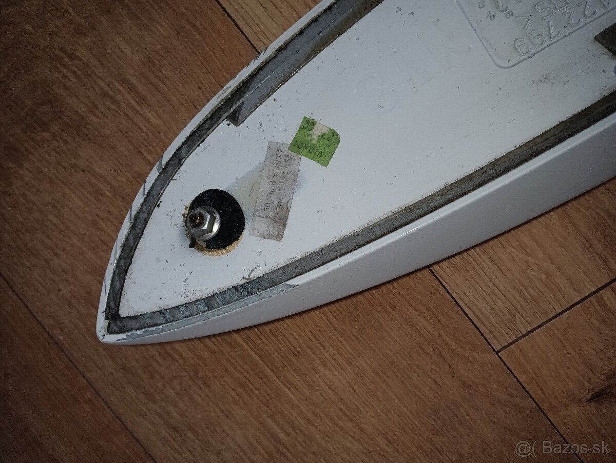 krídlo MINI COOPER R50 - 3