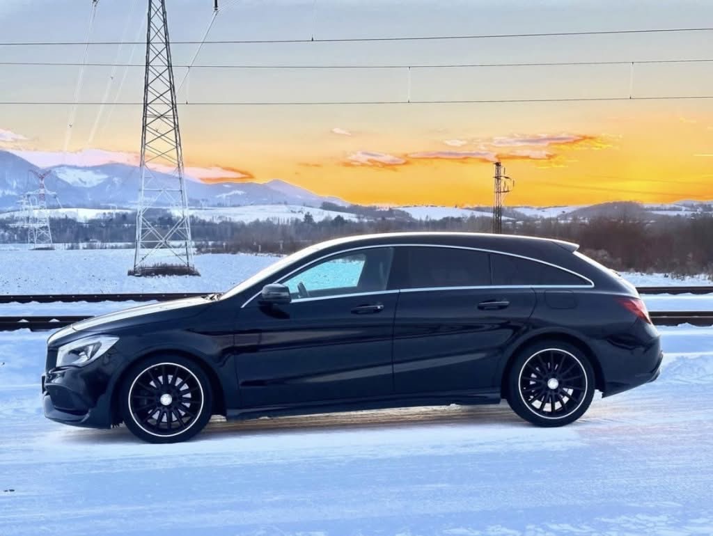 Mercedes-Benz CLA 220 Shooting Brake - 3