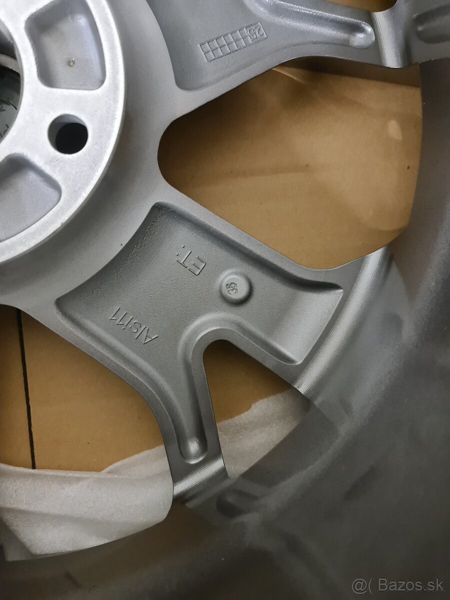 NOVE-DISKY 5X112 R18 8,0J ET35 - 3