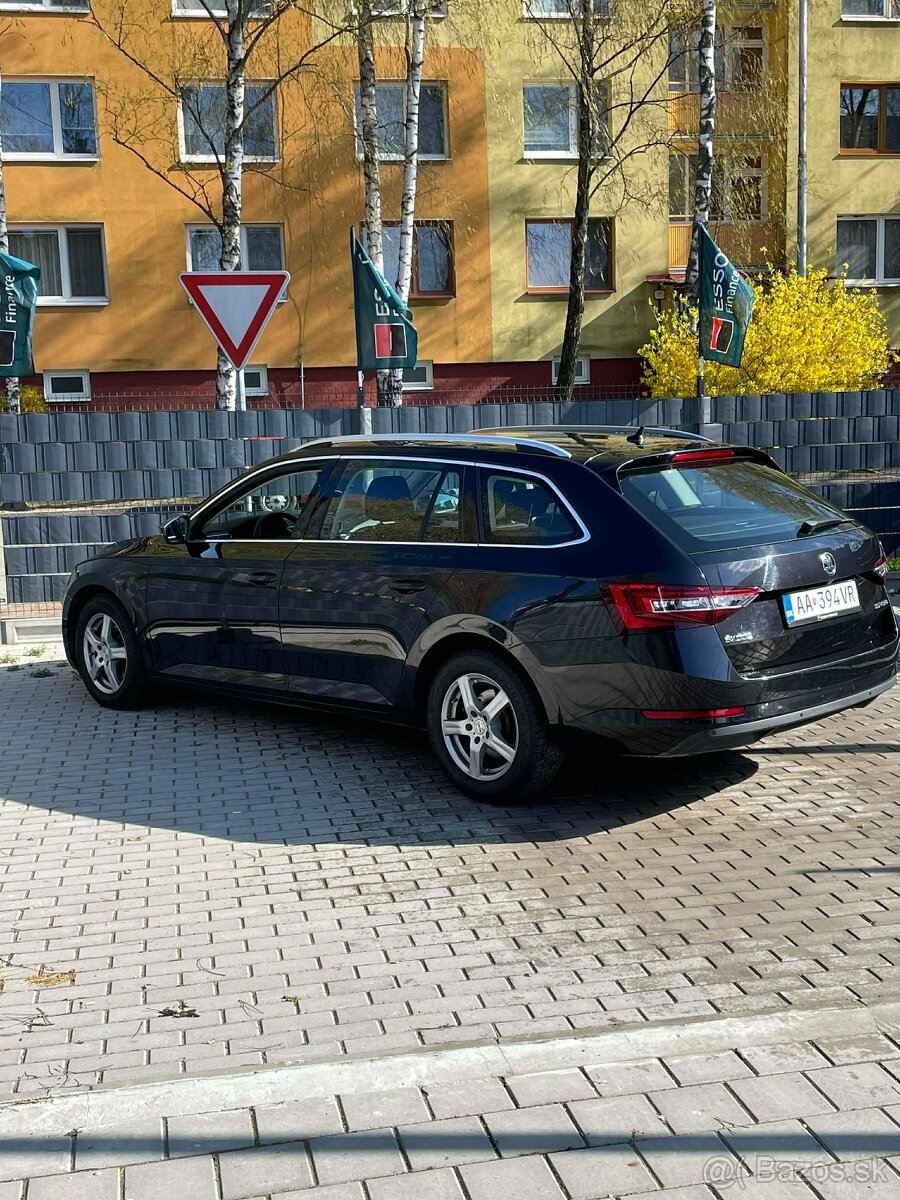 Skoda Superb 2.0L DSG - 3