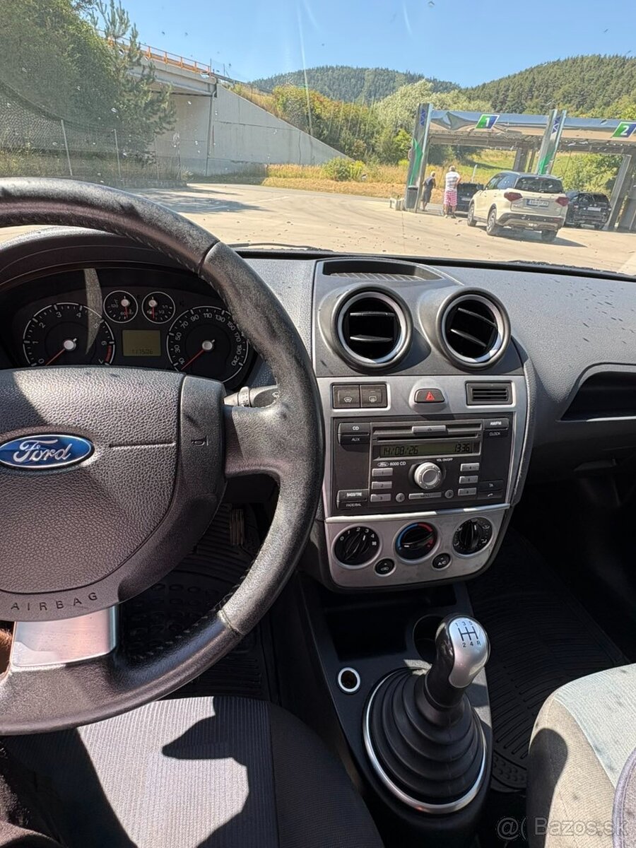 Predám Ford Fiesta - 3