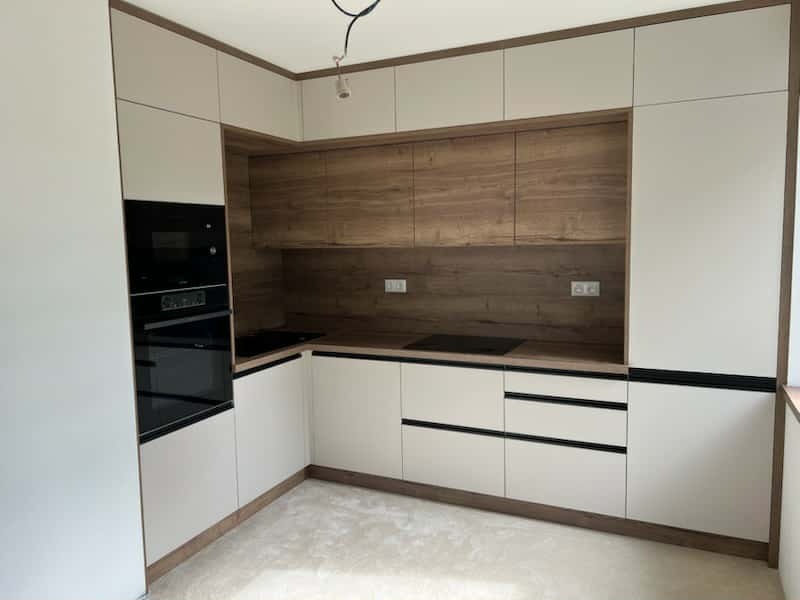 Prerobený 5-izbový RODINNÝ DOM, pozemok 547 m2, Podháj - 3