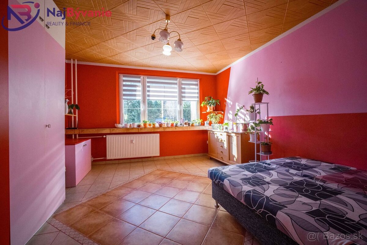 Zrekonštruovaný 3 izbový byt s loggiou na sídlisku Klačno - 3