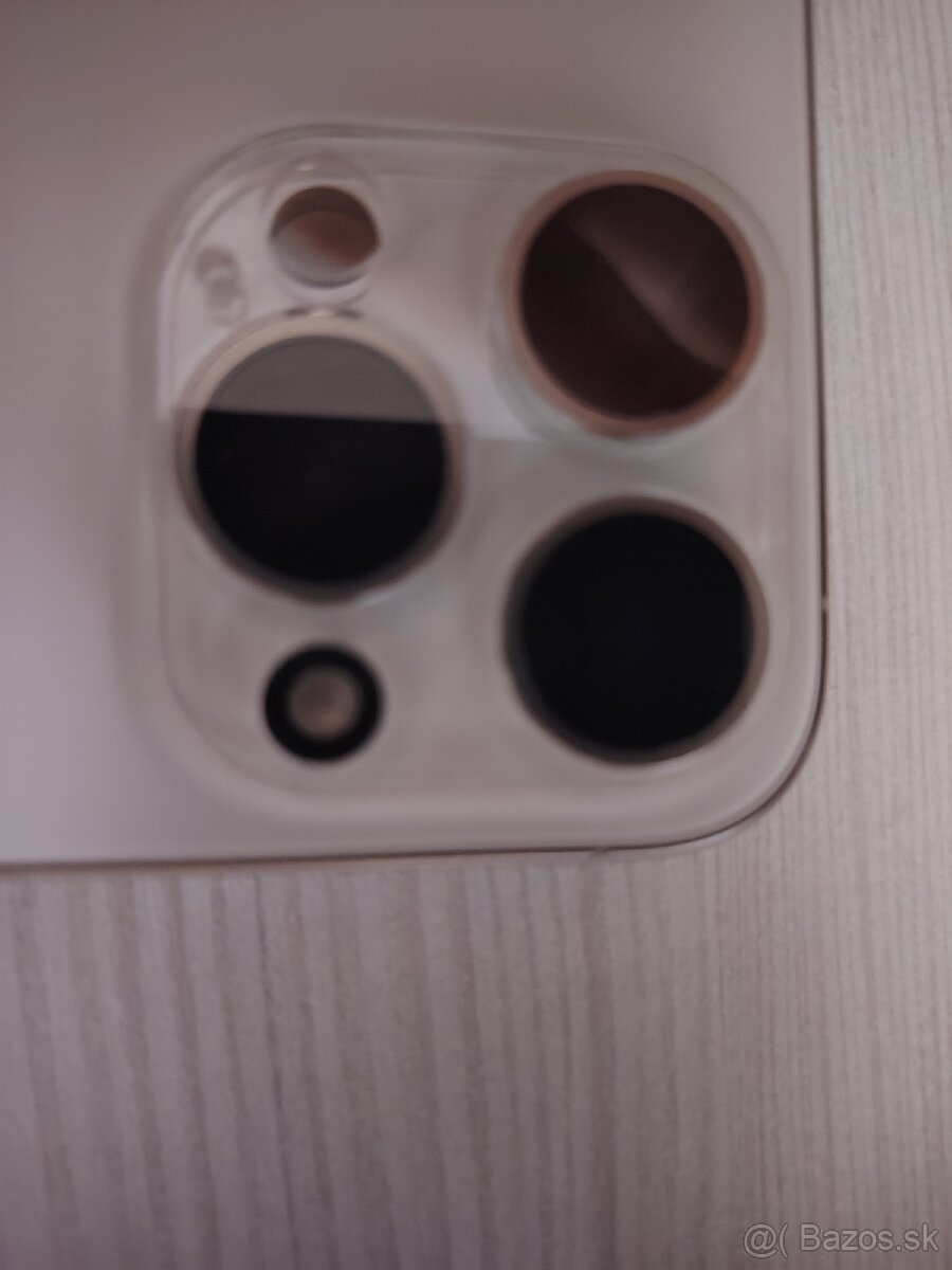 Apple Iphone 15 Pro - 3