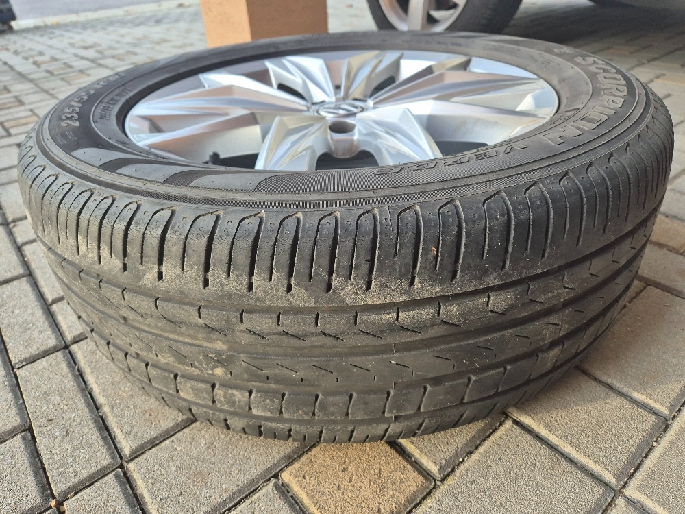Predám letné pneumatiky Pirelli Scorpion VERDE 235x55xR18 - 3