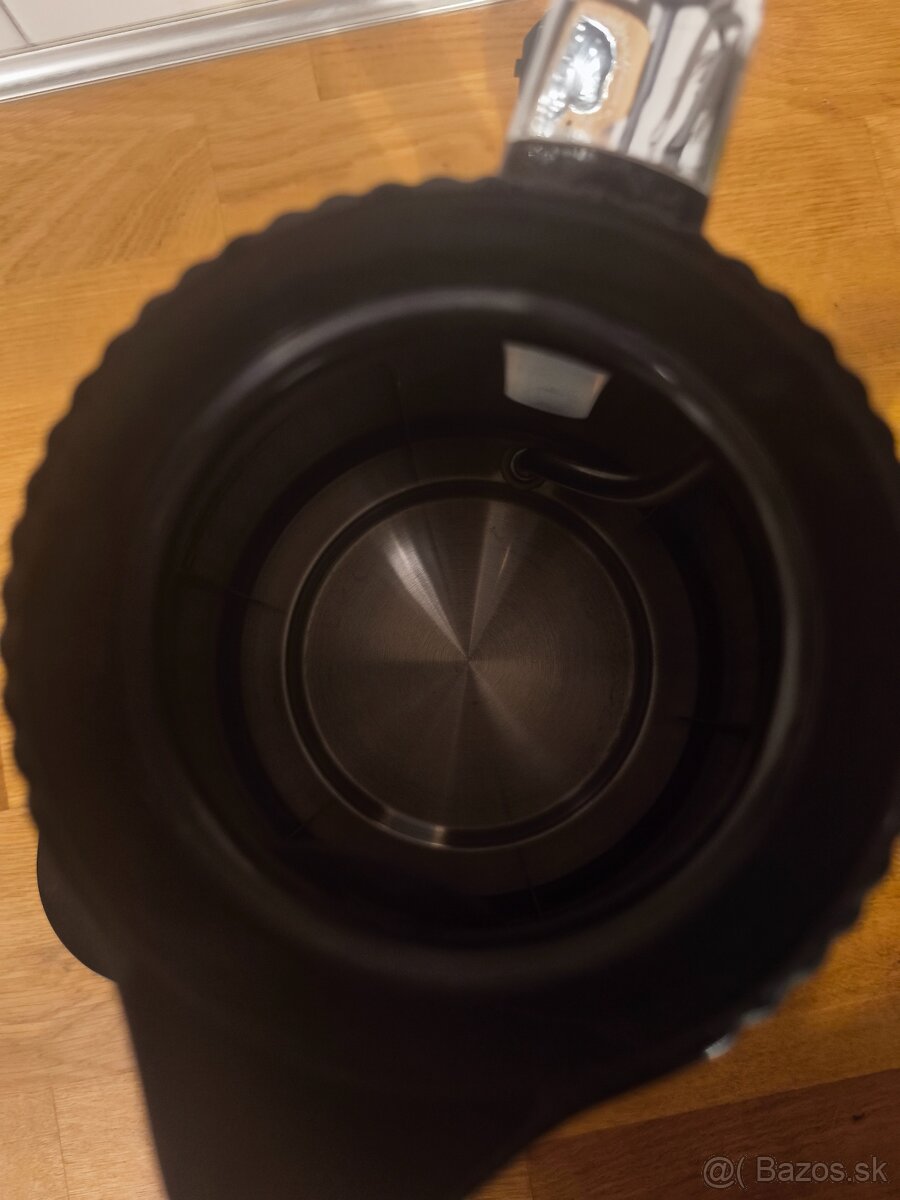 Rýchlovarná kanvica Tefal Loft čierna - 3