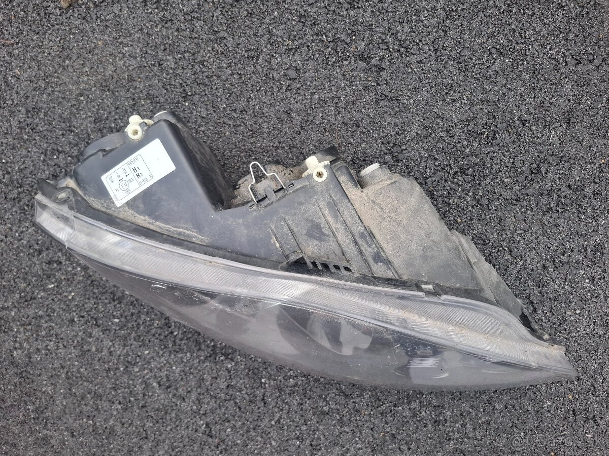 Predné pravé svetlo Leon 2 1P - 3