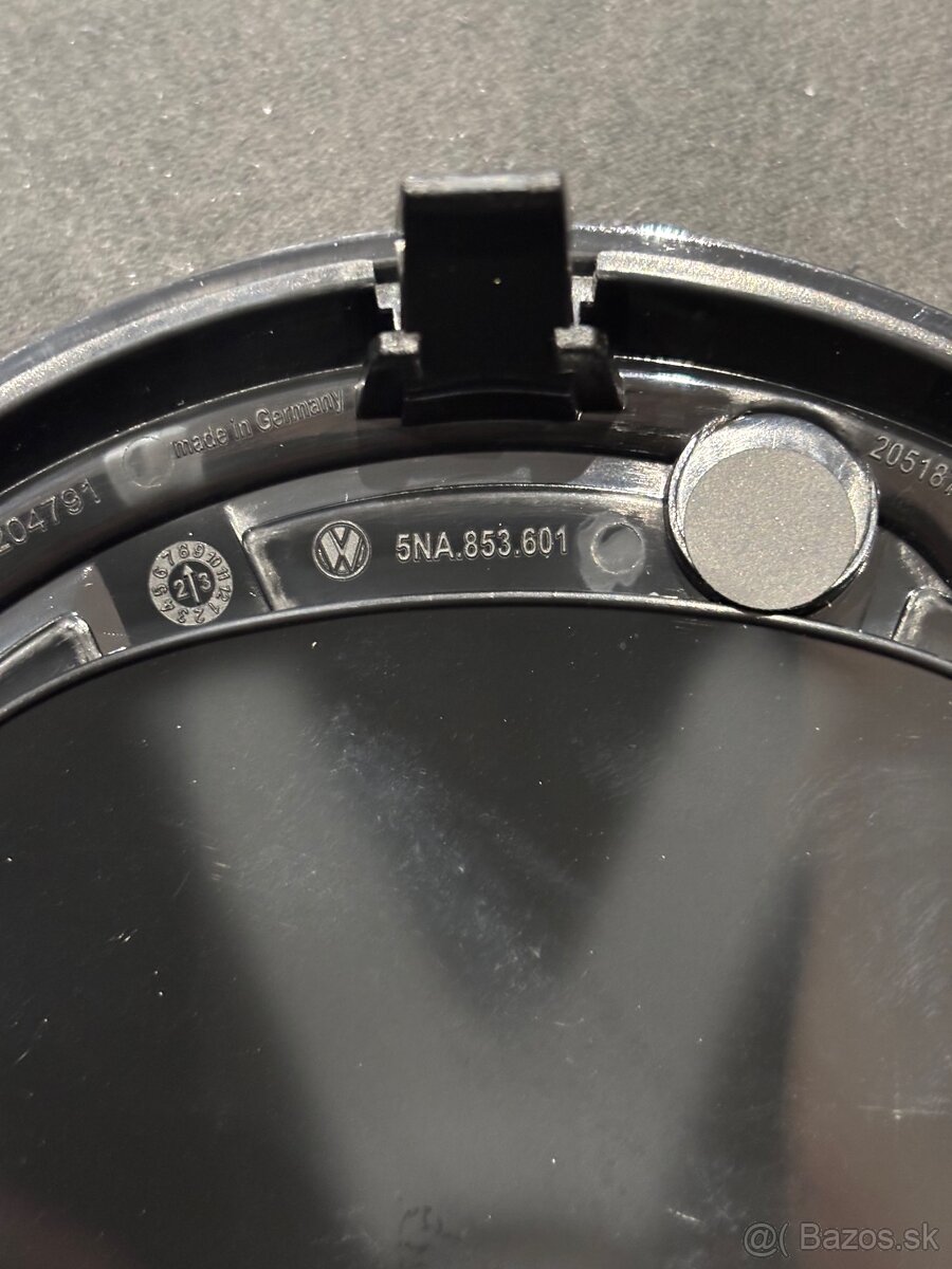 Predný vw emblem ACC 5NA 853601 - 3