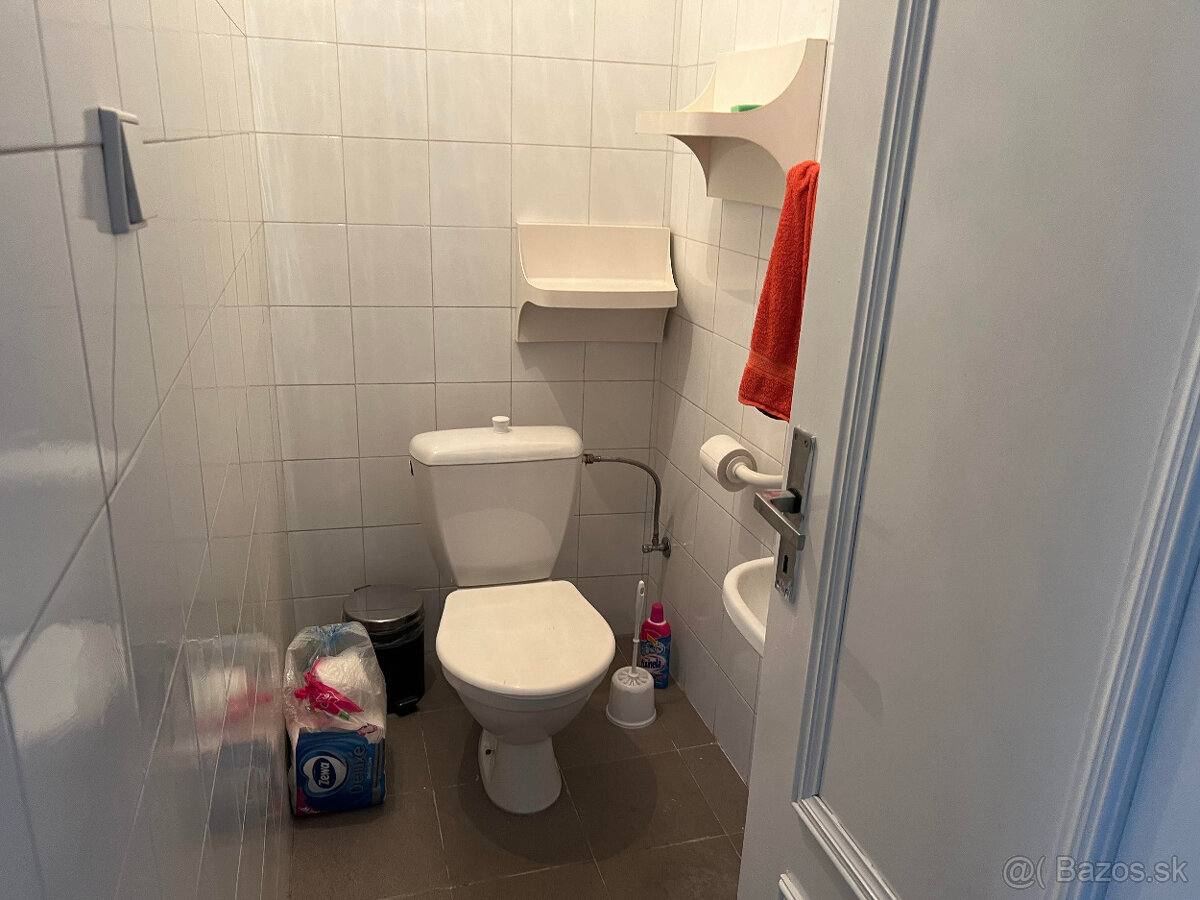 Kancelársky priestor, Štúrove nám., Trenčín - 3