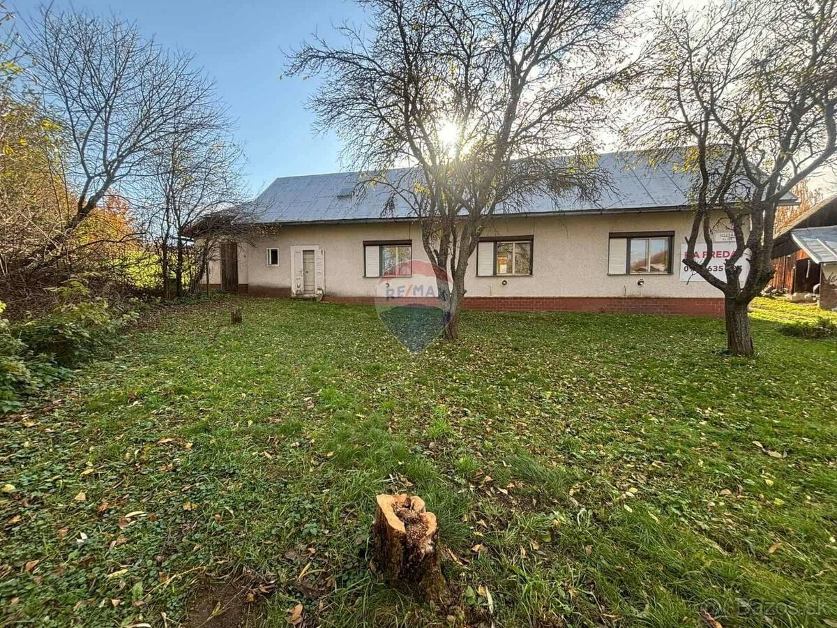 Na predaj rodinný dom / chata v tichej časti Banskej Štiavni - 3