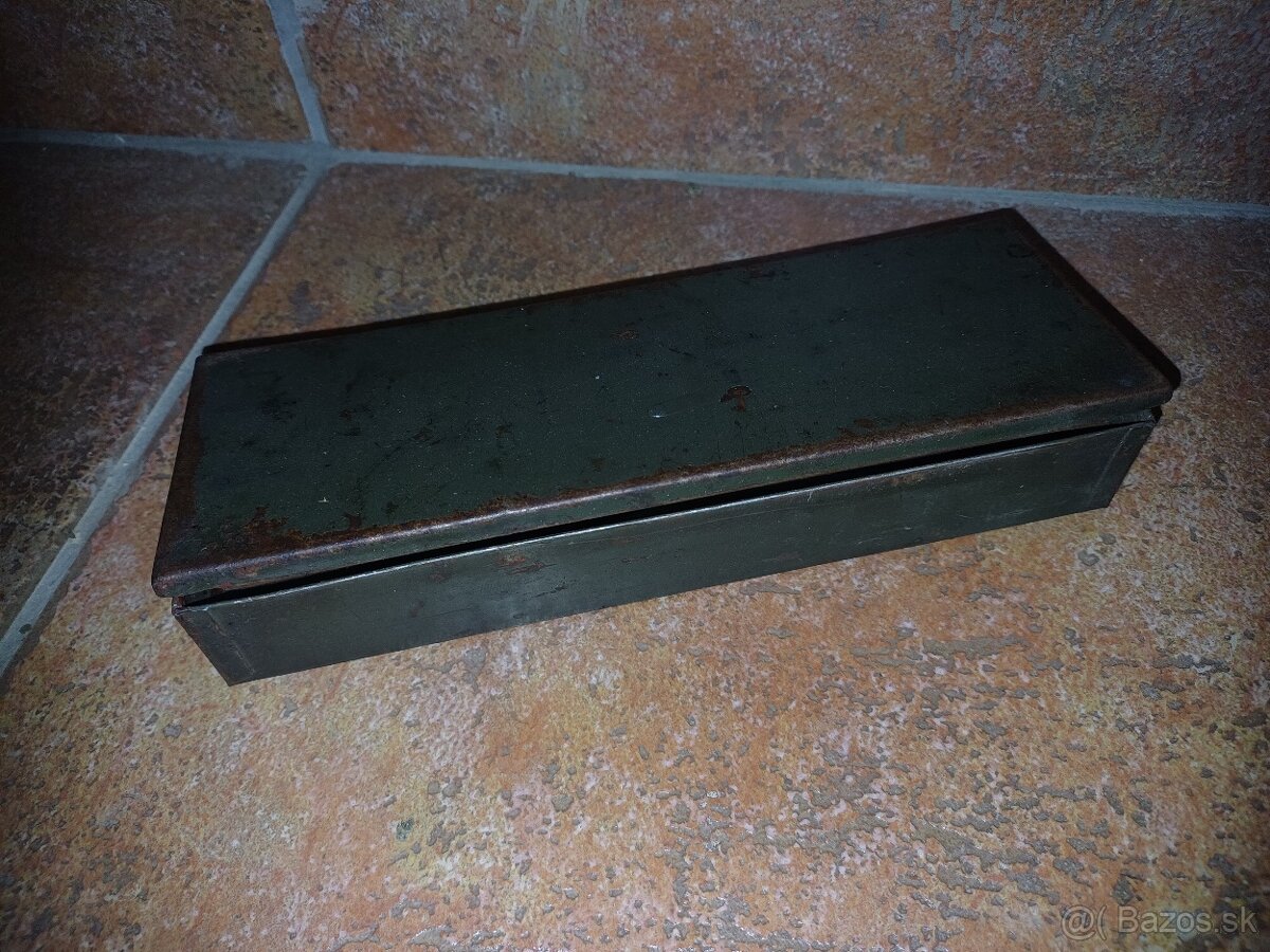 Predám krabičku na diely nemecky gulomet mg34, mg42 WWII - 3