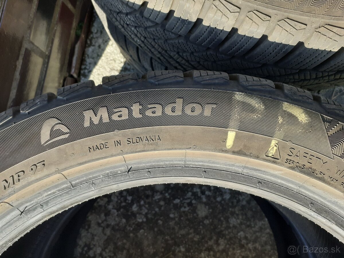 Predám zachovalé zimné pneumatiky na Hondu Civic 8g - 3