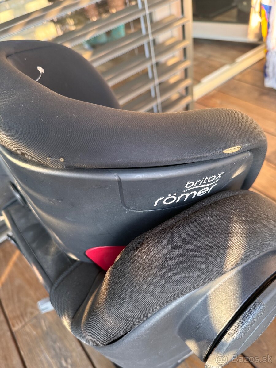 Predám autosedačku Britax Römer KIDFIX - 3