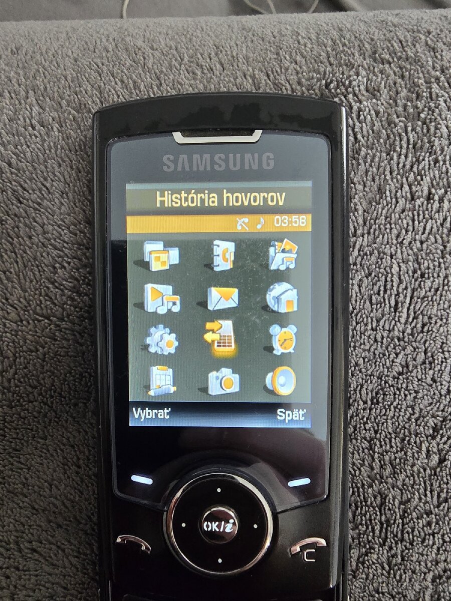 Samsung SGH-U600 - 3