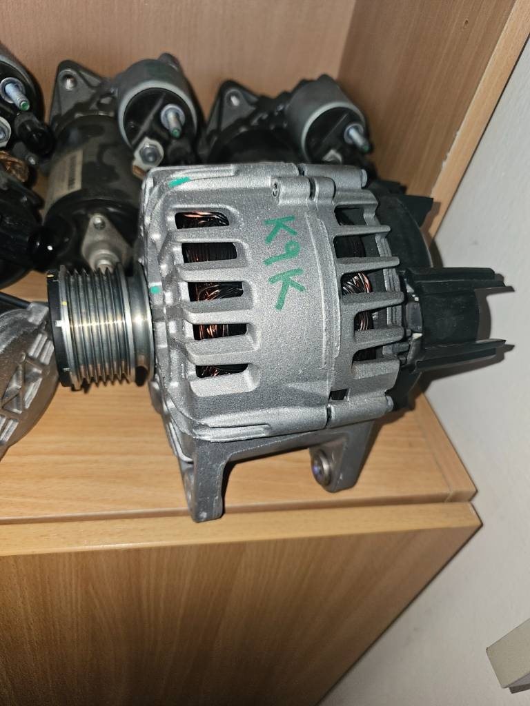 KLIMAKOMPRESOR K9K 1,5 DCI / ALTERNATOR - 3
