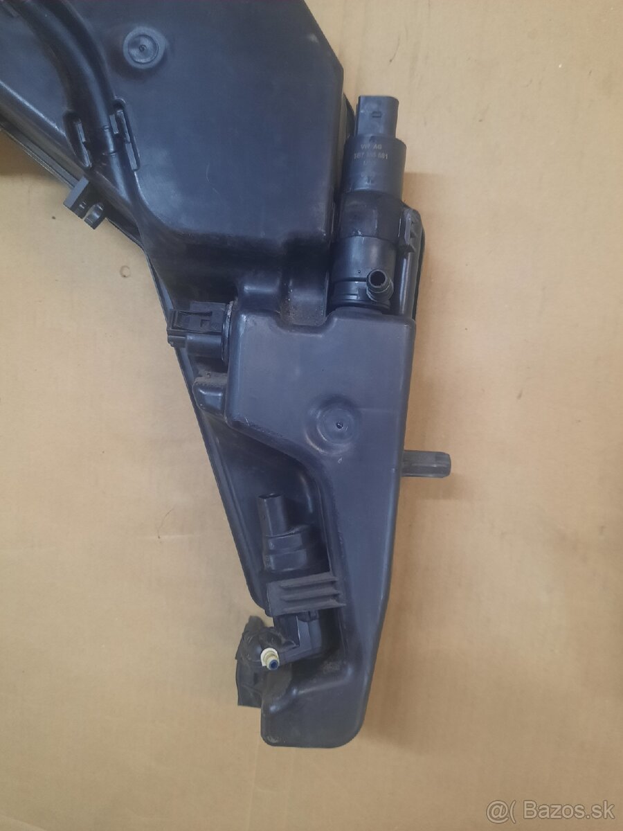 nádobka ostrekovača Audi Q5 - 3