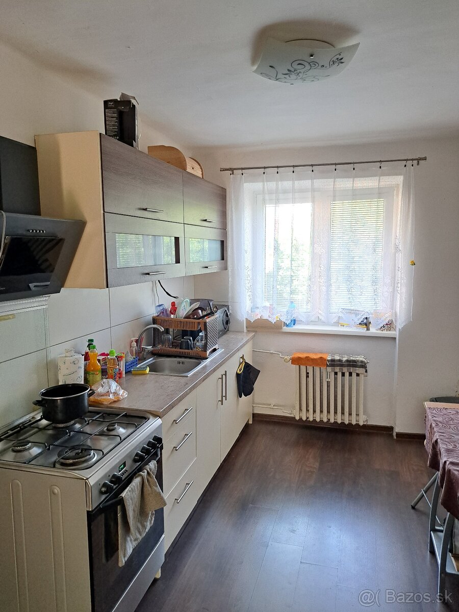 Prenajom 2-izb. bytu - 3