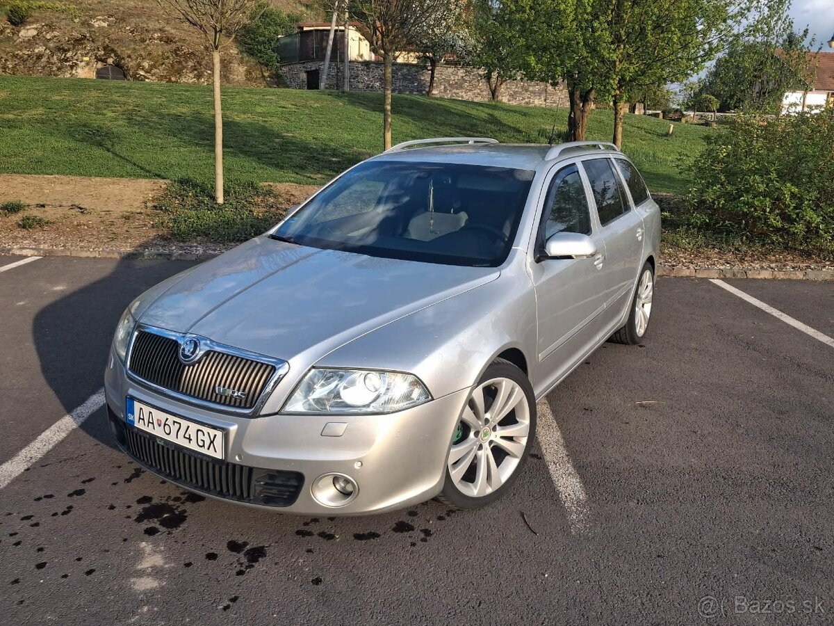 Škoda Octavia RS 2.0 tfsi - 3