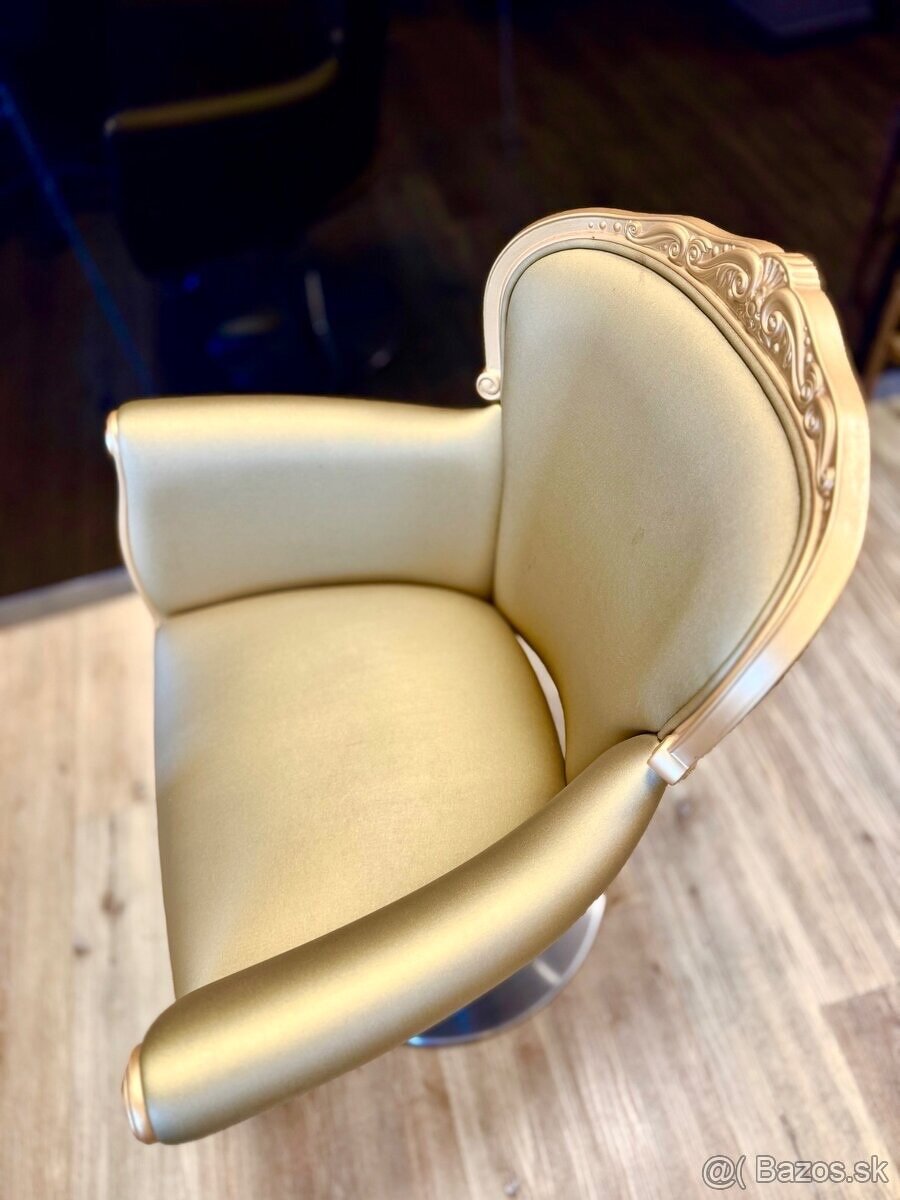 Zlaté kadernícke kreslo - 3