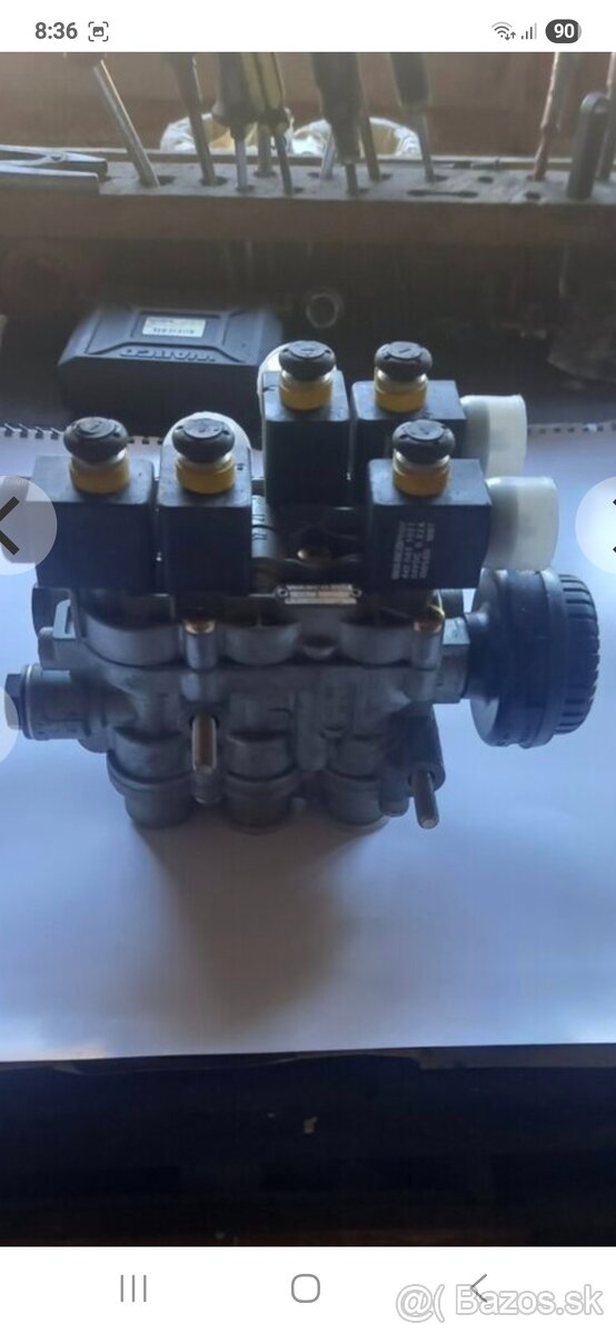 Wabco elektromagneticky ventil. - 3