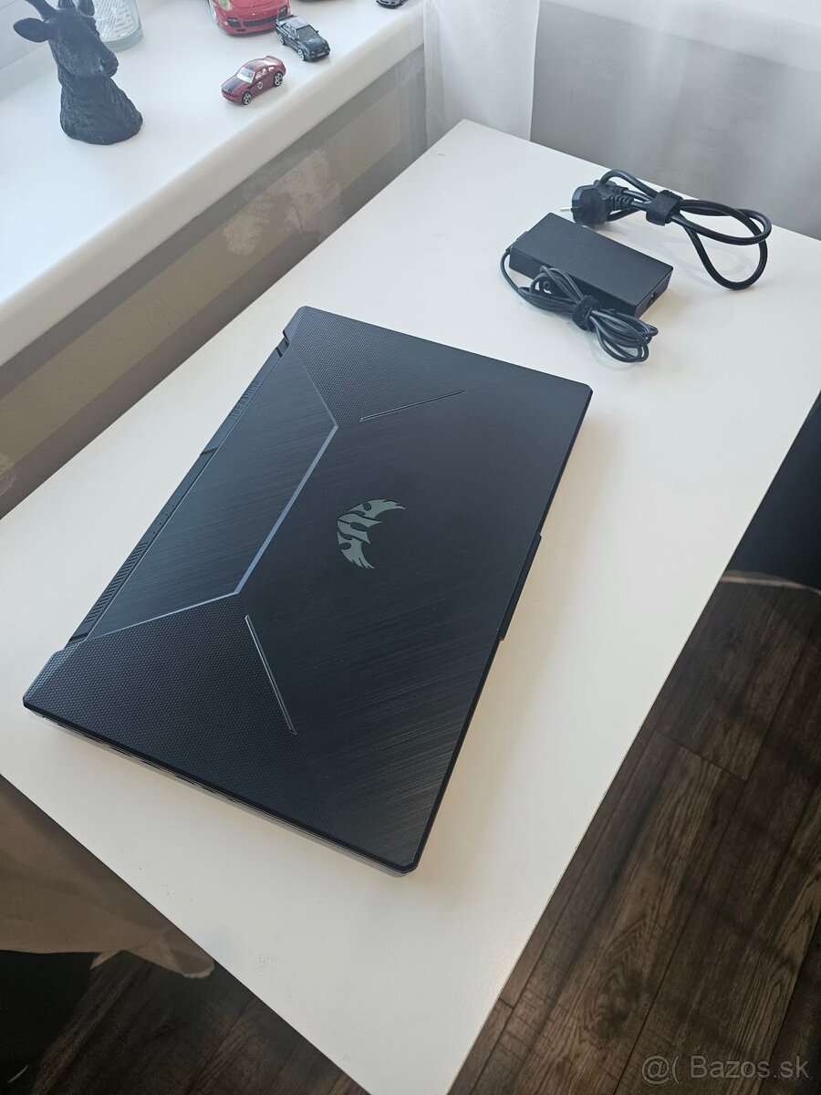 ASUS TUF GAMING F17 - 3