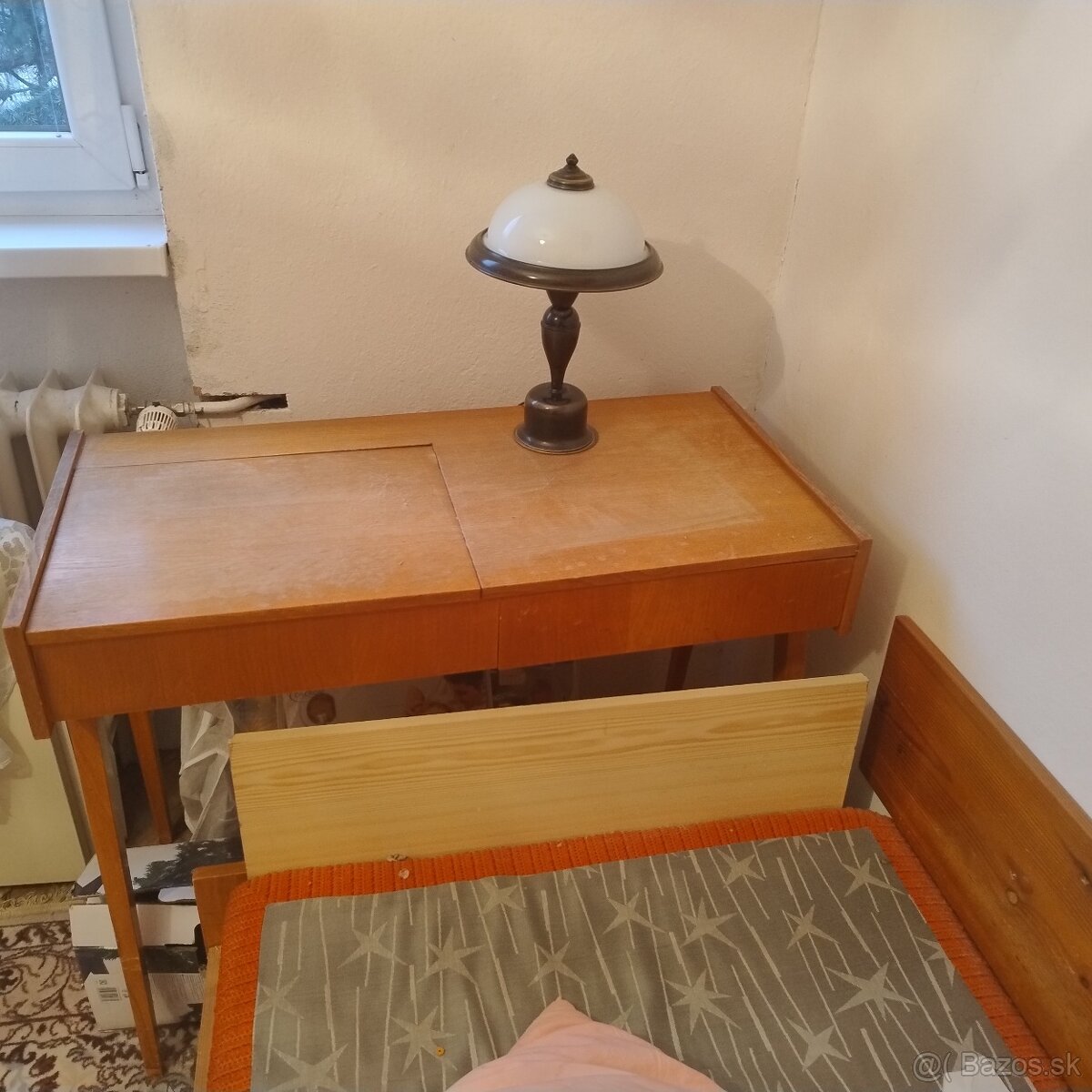 Perinák a stolík - 3