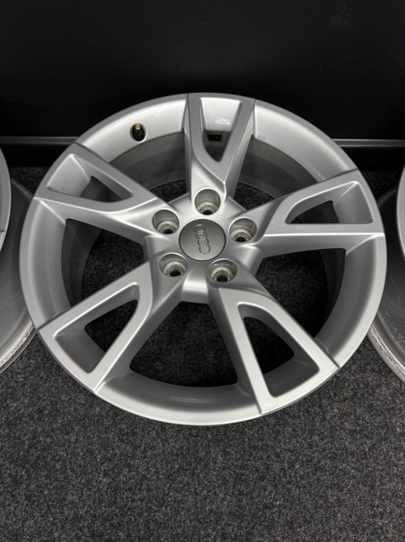 Alu AUDI Q3 5x112 17” 8U0071497 - 3