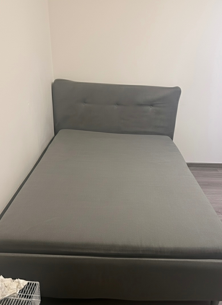 Menšia manželská posteľ - 3