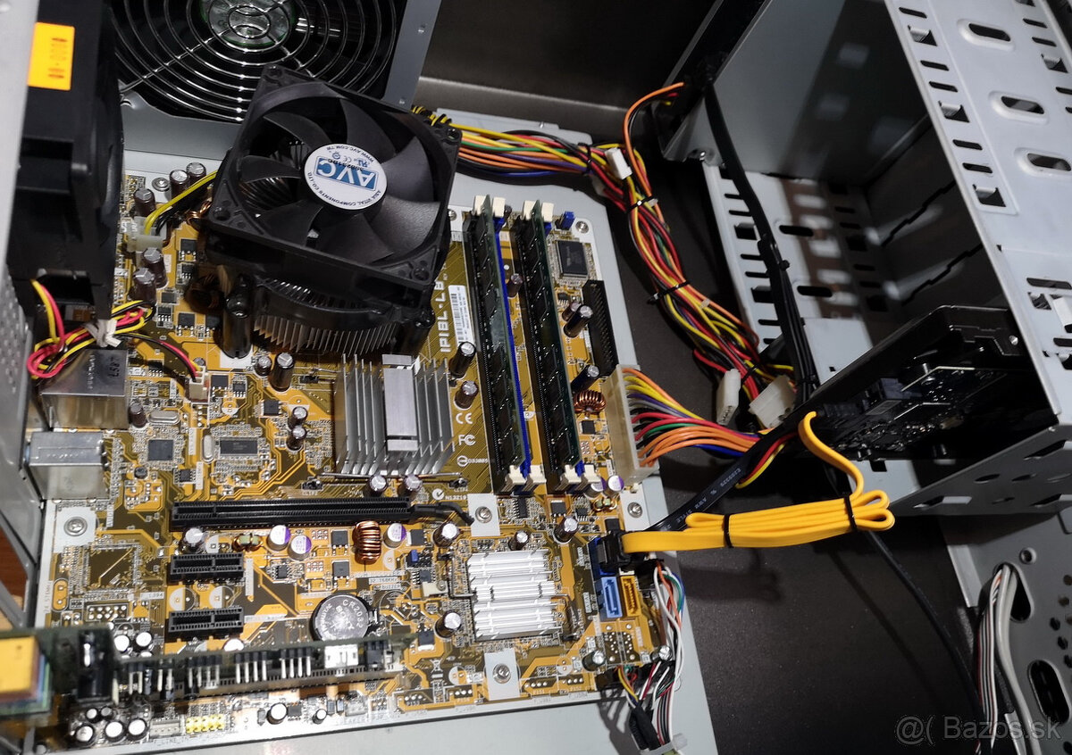 Predám starší PC Pentium 2,5GHz (06) - 3