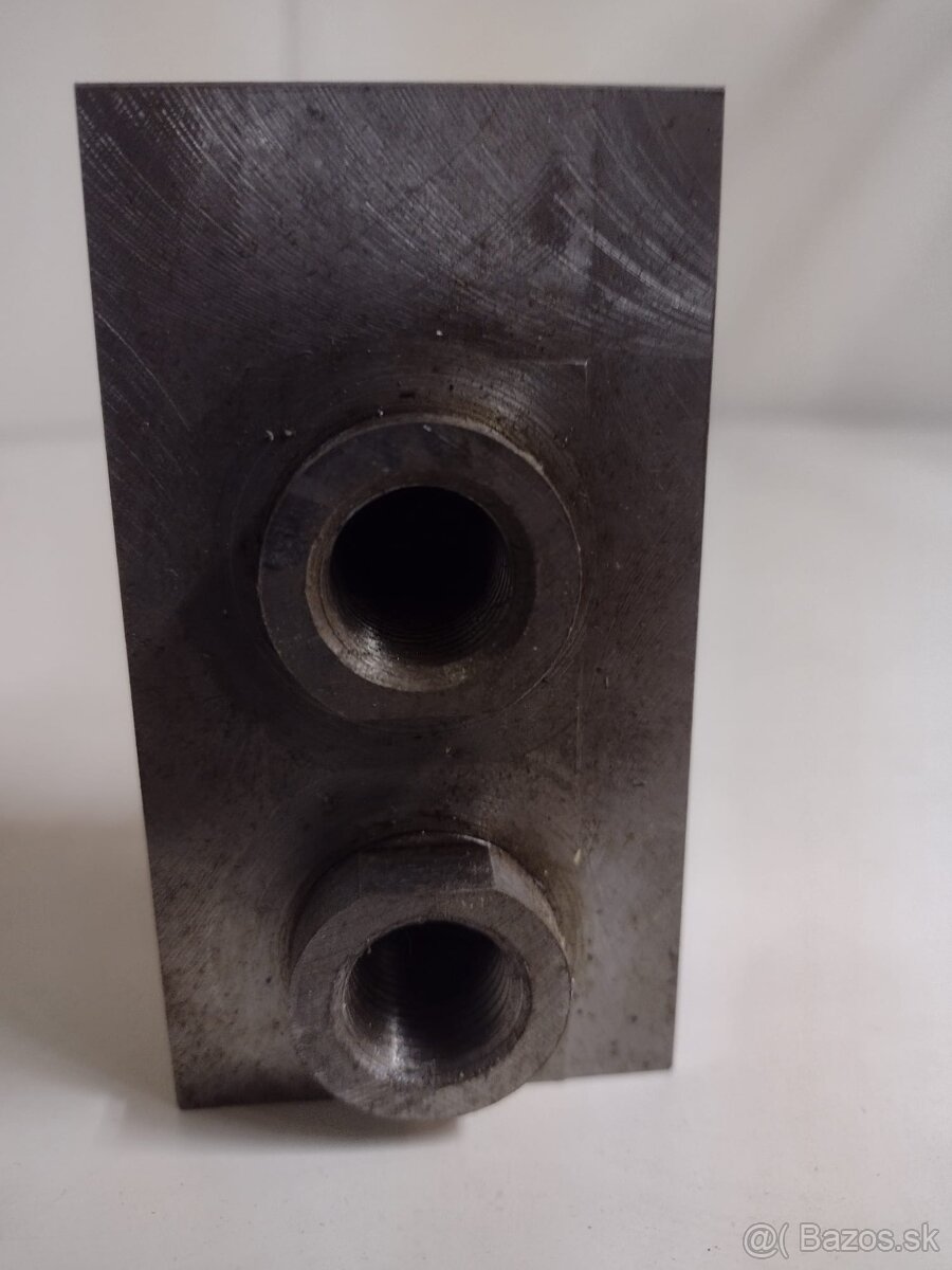 Nahradné diely na lesnú frézu. - 3