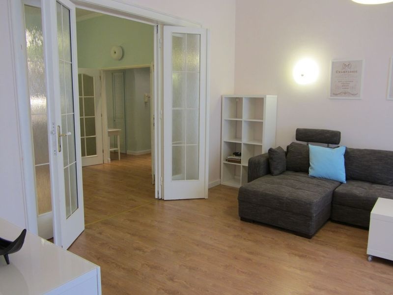 Byt s rozlohou 110 m² a 2 balkónmi v Starom Meste - 3