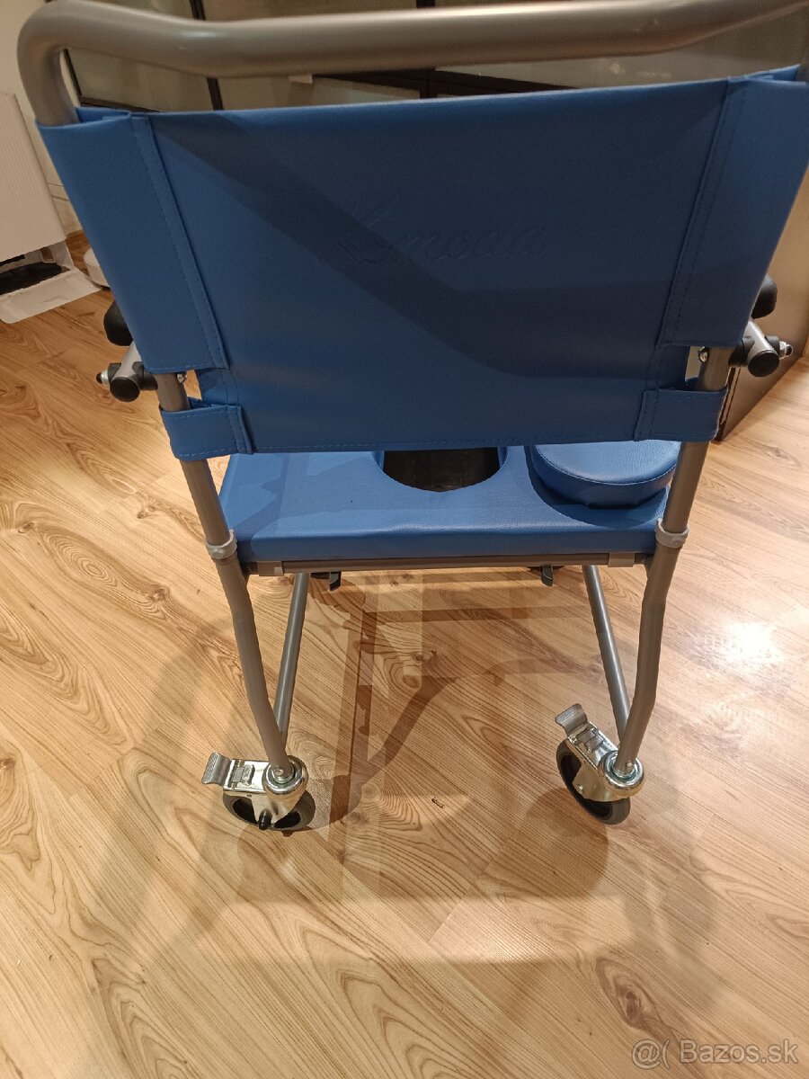 Predám toaletny - sprchovací vozík - 3