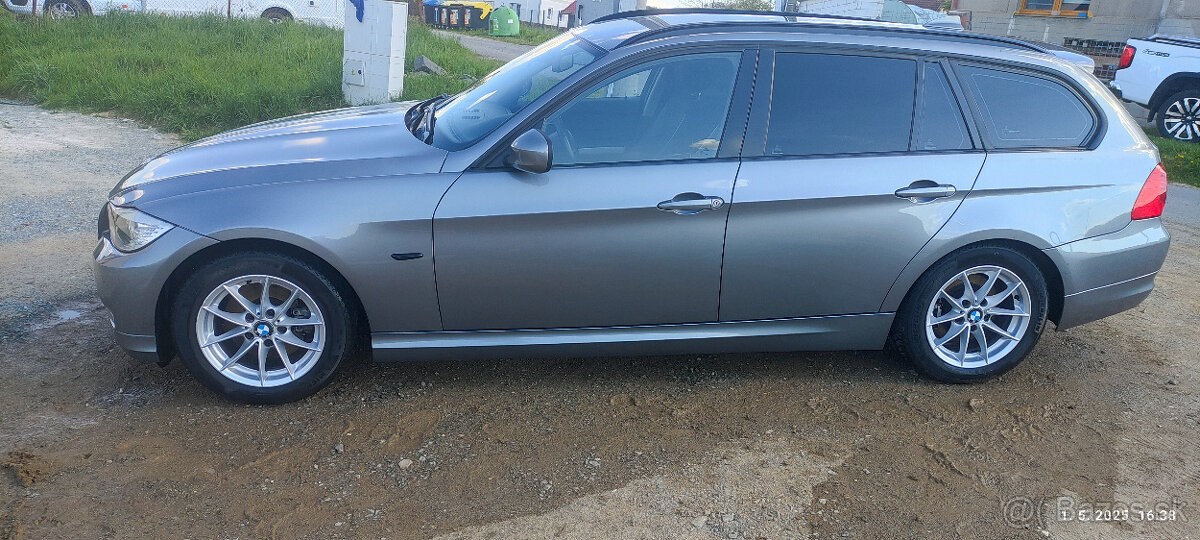 BMW E91 318d LCI 105kw 2012 - 3