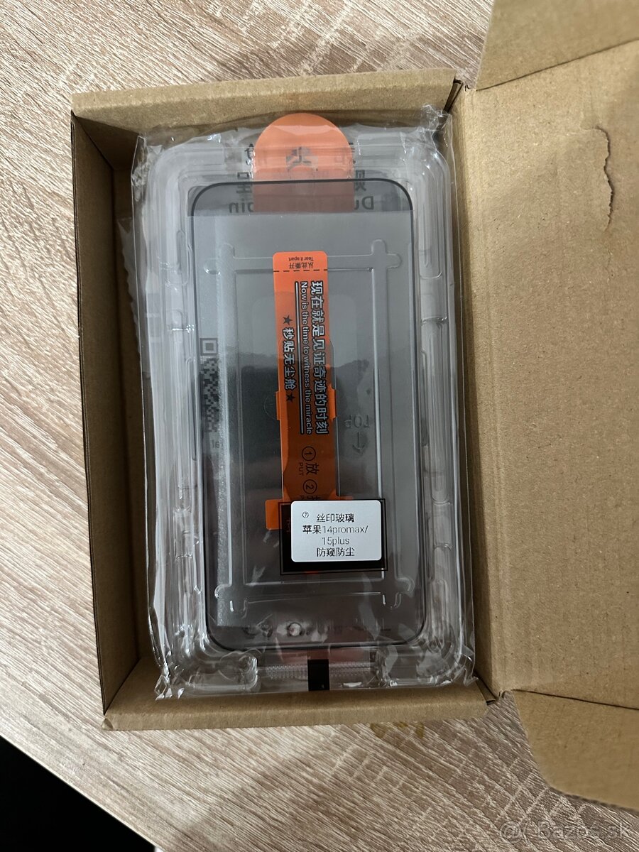 Ochranné sklá na iPhone 14promax/15plus - 3