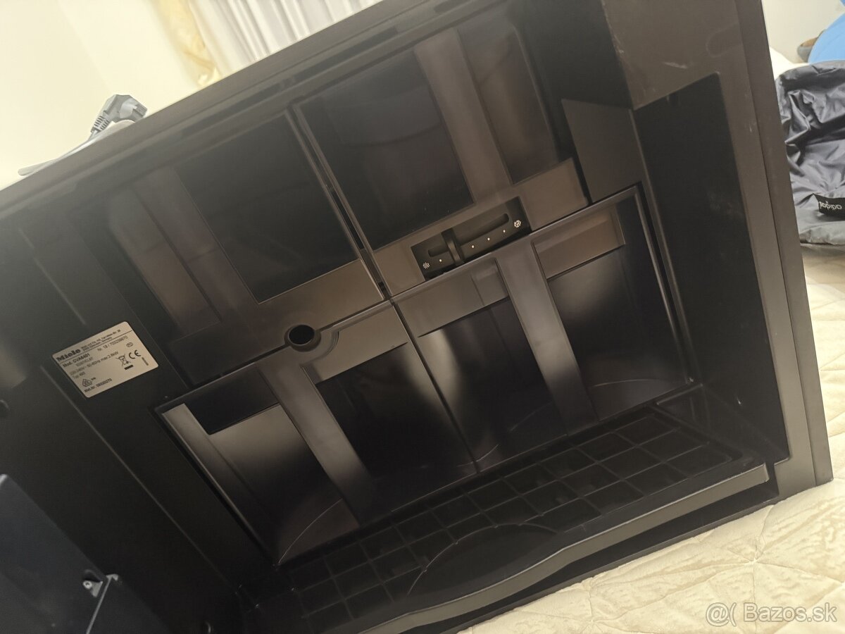 Kávovar Miele CVA 6401 - 3