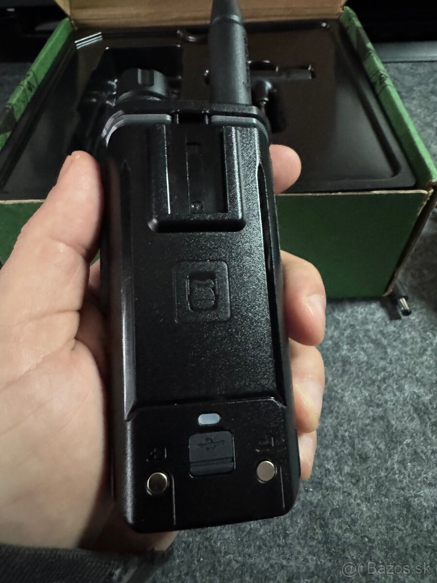 Quansheng TK11 (8) quad band 10W - 3