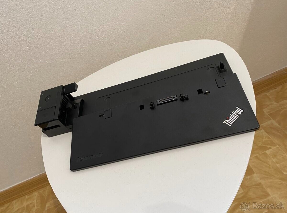 Predám dokovaciu stanicu na notebooky Lenovo Thinkpad Pro - 3