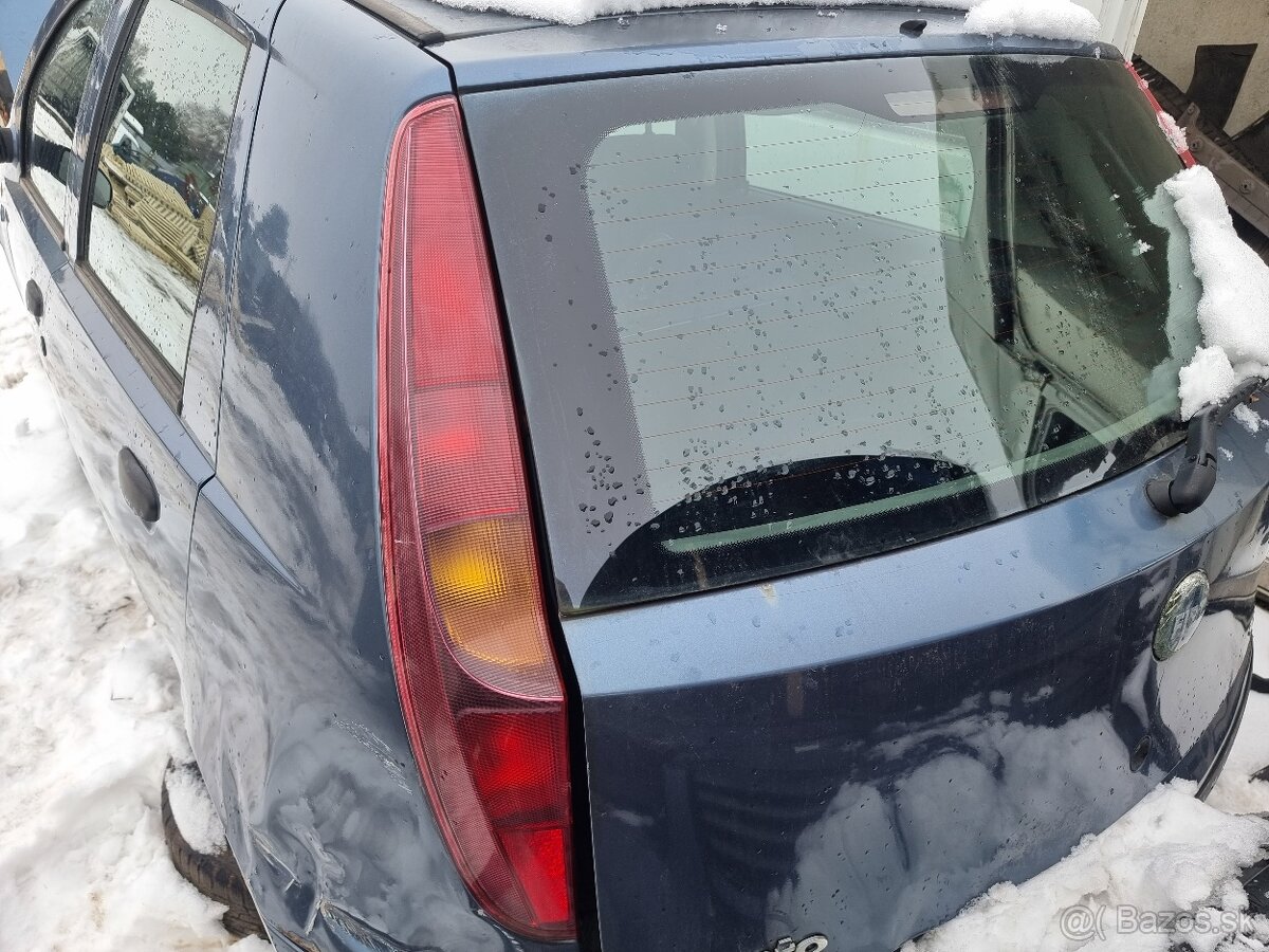 Fiat Punto predný náraznik - 3