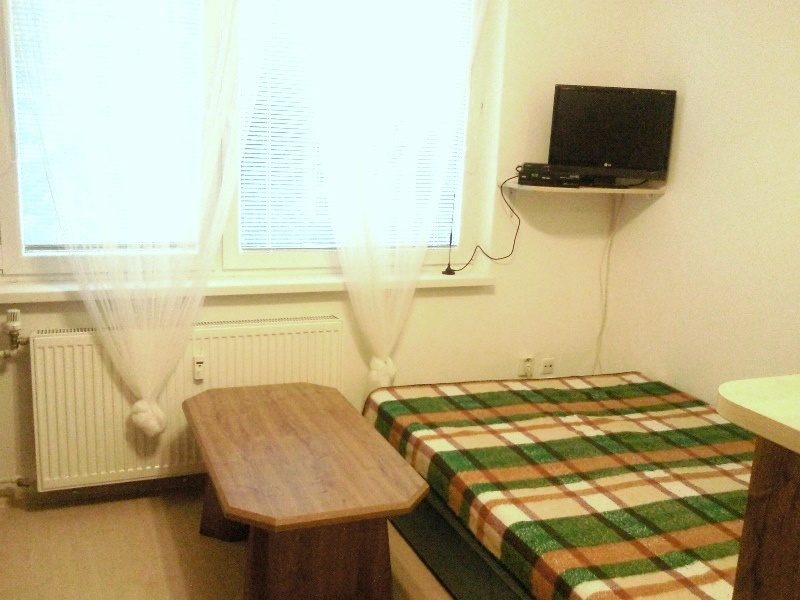 Prenaj. garsónky v Ružinove, BA 2 - 3