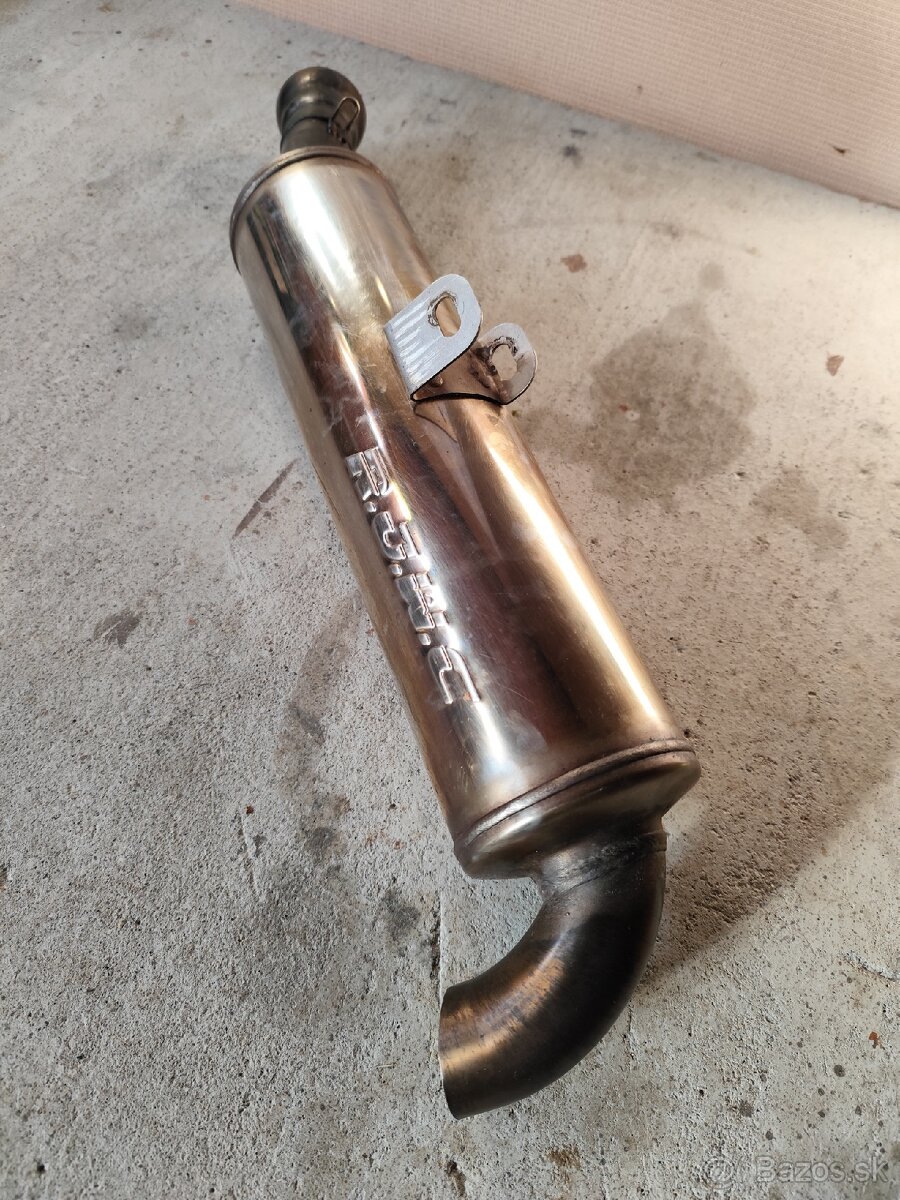 Ladený výfuk R.J.W.C, jednotka na zvýšenie výkonu R.J.W.C