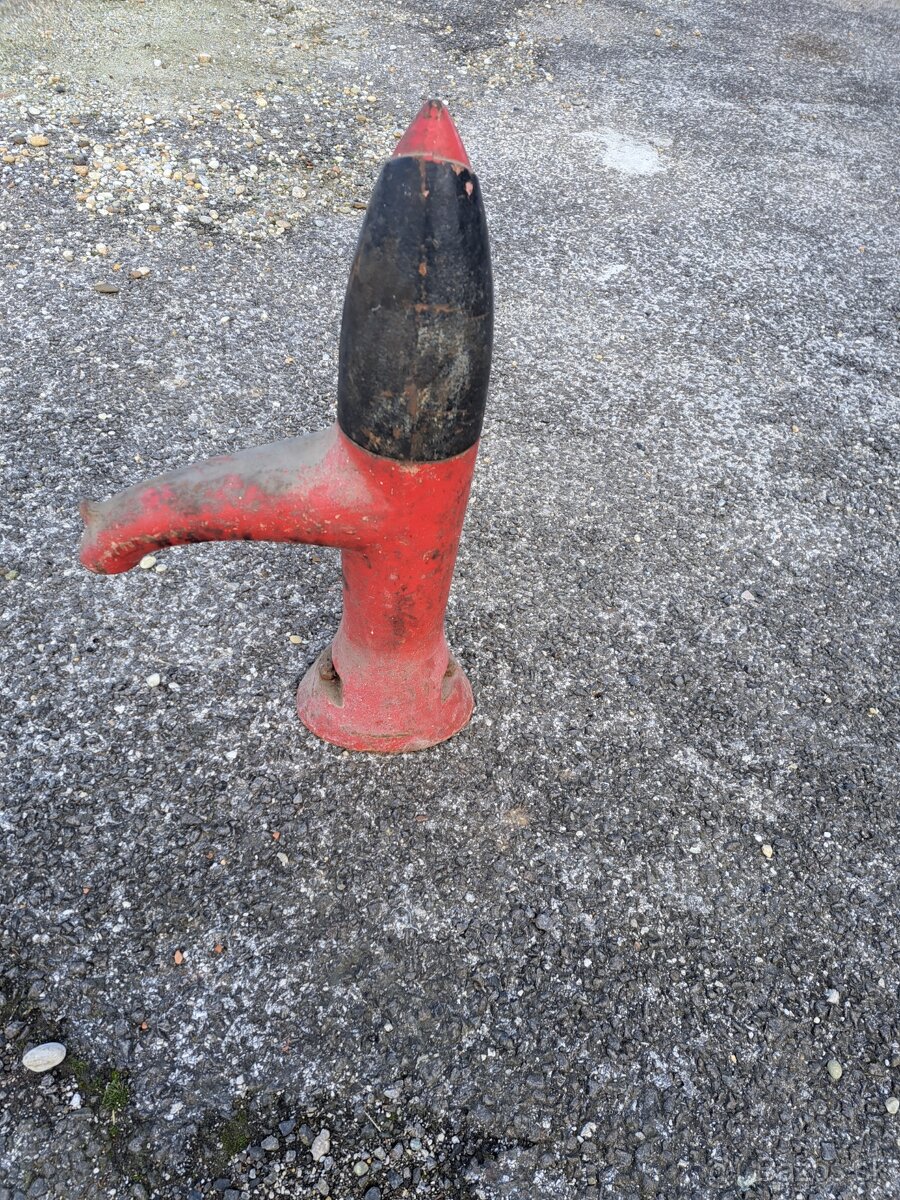 Ručná pumpa na vodu - 3