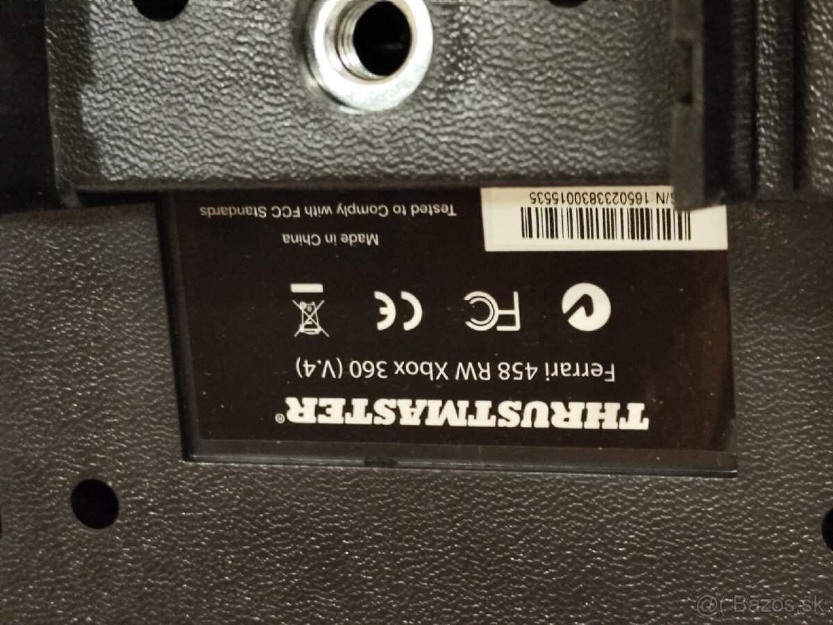 Volant ThrustMaster Ferrari na XBox360 a PC - 3