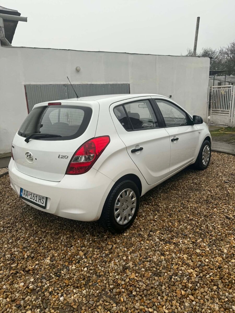 Predam Hyundai i20 - 3