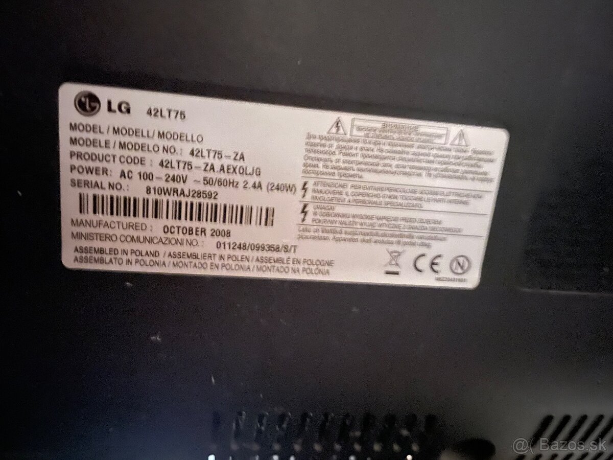 LG 42LT75 - 3