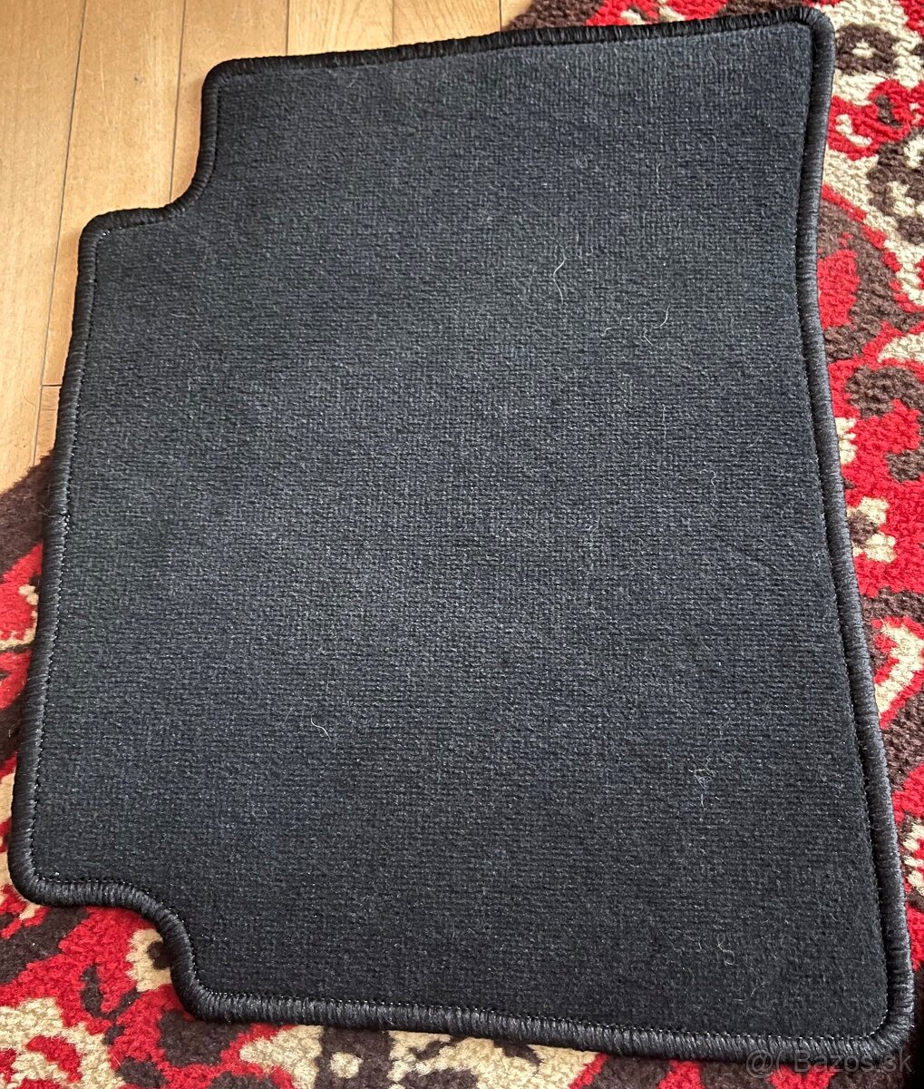 Predám koberceky Toyota corolla - 3